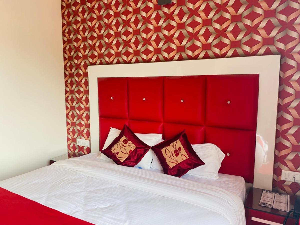Royal Green Mashobra - Mountain And Valley View Rooms Shimla Eksteriør billede