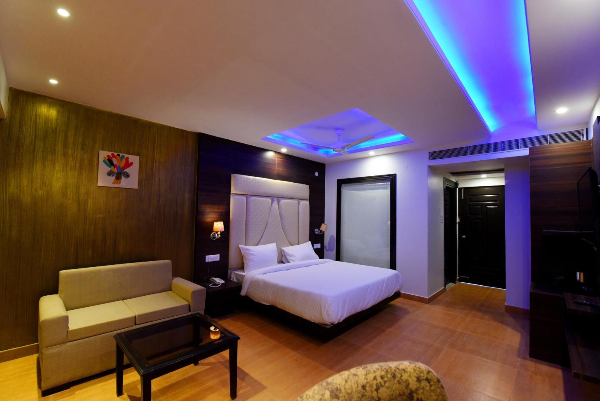 Royal Green Mashobra - Mountain And Valley View Rooms Shimla Eksteriør billede