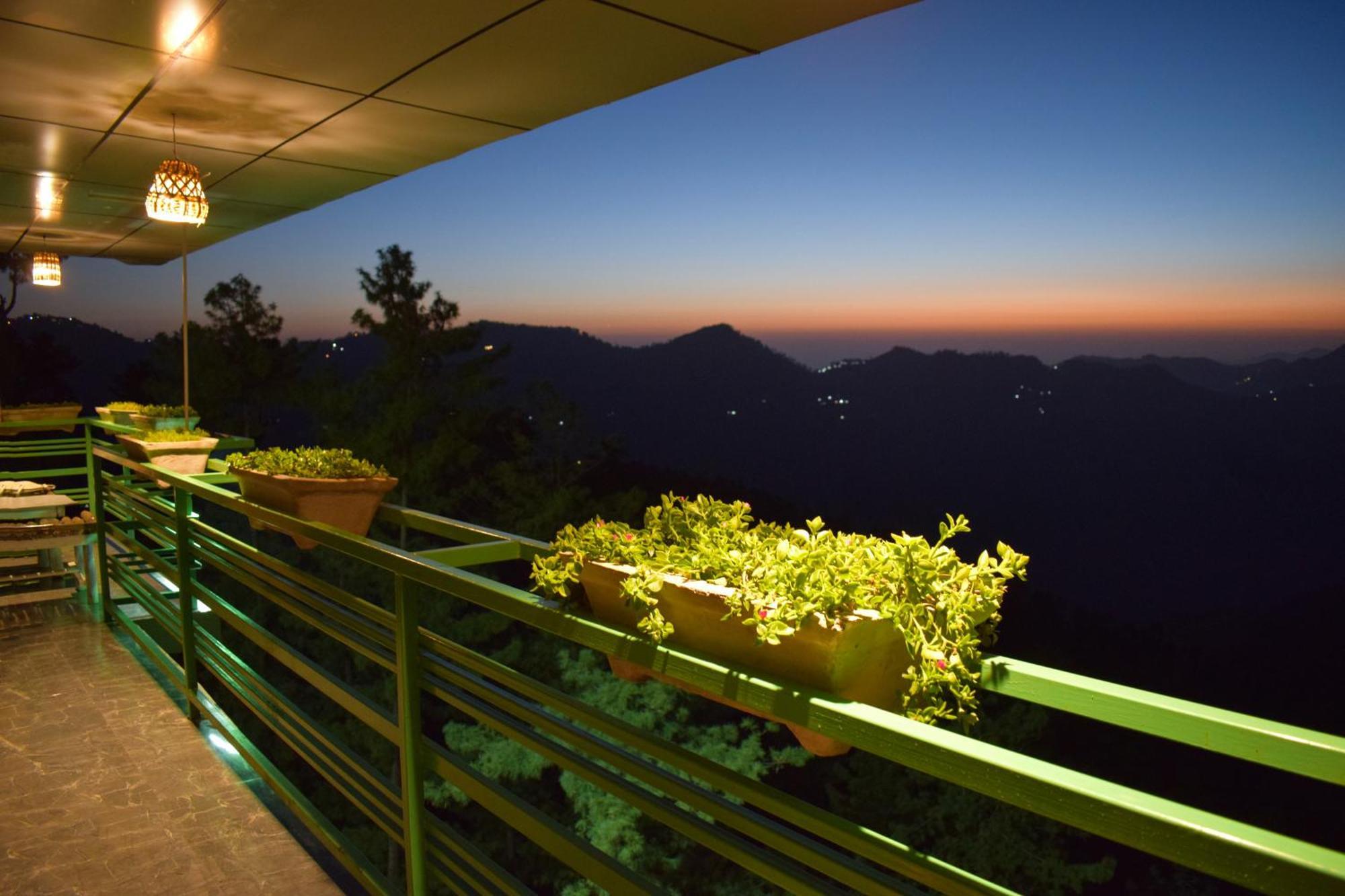 Royal Green Mashobra - Mountain And Valley View Rooms Shimla Eksteriør billede