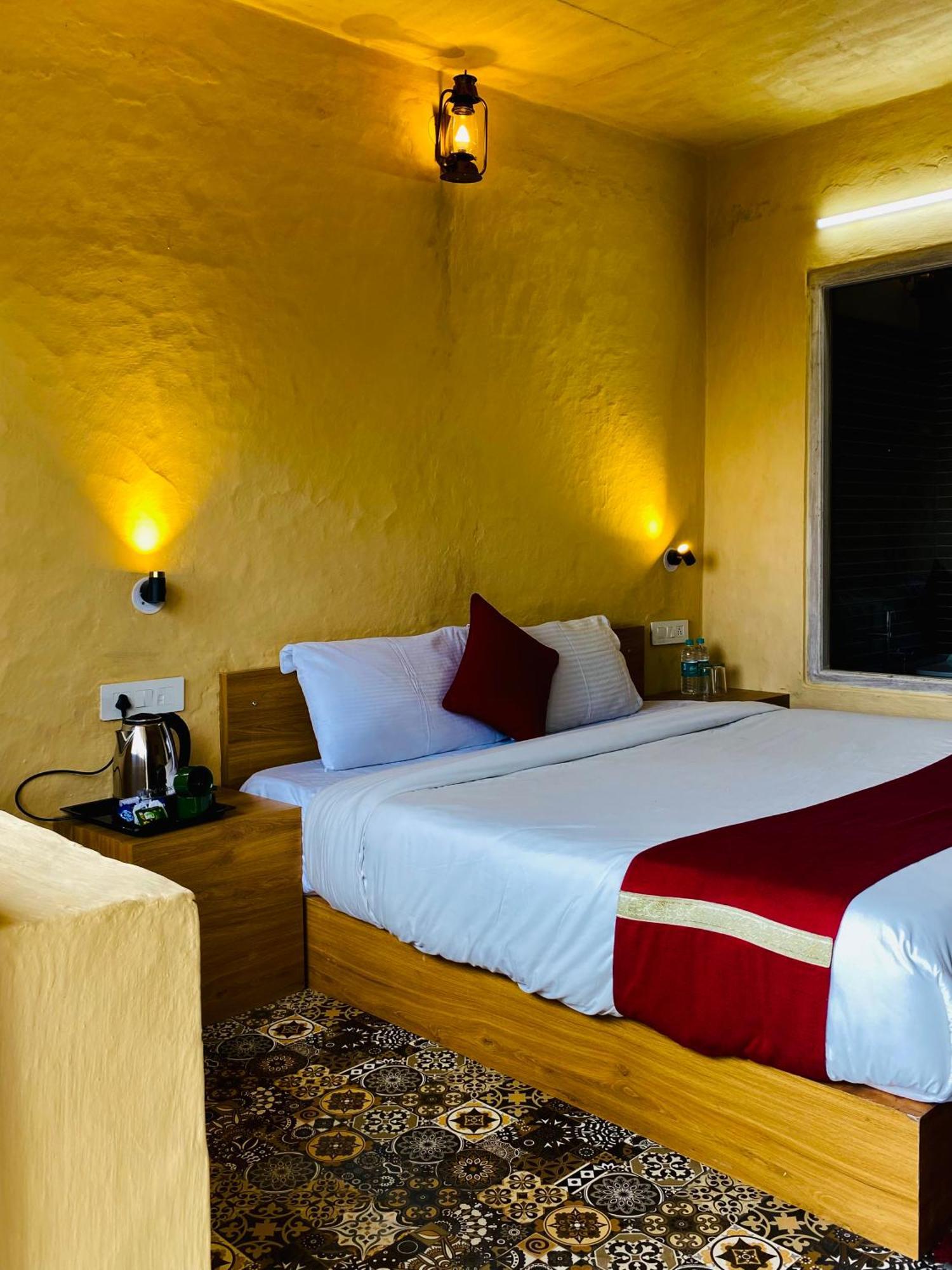 Royal Green Mashobra - Mountain And Valley View Rooms Shimla Eksteriør billede